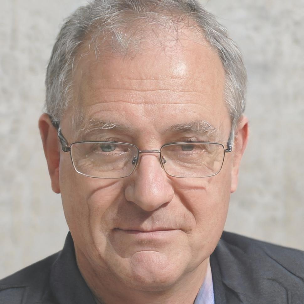 Portrait of satisfied MentraFlow client